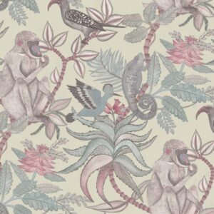 Illustratieve jungleprint met bavianen, exotische vogels, kameleons en tropische planten in zachte pastelkleuren.