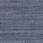 Grijsblauw textielpatroon met fijne horizontale lijnen uit de Arte Lignes 40502 collectie.