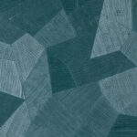 Donkergroene Arte Facet 75309 wandbekleding met een geometrisch patroon van reliëfrijke, schuingeplaatste vlakken.