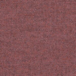 Close-up van roodroze meubelstof met fijne geweven textuur, type 78016.