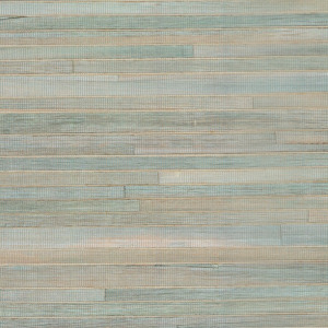 Behang met een horizontaal patroon van verweerde, houtachtige stroken in groenblauwe en beige tinten uit de Arte Casalian 14020 collectie.
