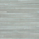 Behang met een horizontaal patroon van fijne lijnen en texturen in grijs- en blauwtinten uit de Arte Casalian 14030-collectie.