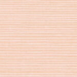 Lichtroze Arte Drift behang met fijne horizontale lijnen in een geweven textuur.