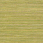 Lichtgroen Arte Drift behang met fijne horizontale lijnen in natuurlijke tinten.