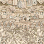 Decoratief Arte Emperador behang uit de Gitane collectie met een oosterse scène van figuren, planten en architectonische patronen in aardetinten.