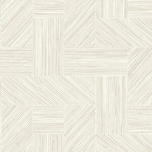Beige en witte wandbekleding met een geometrisch tangram-patroon en fijne, lijnenstructuur uit de Arte Essentials Tangram Intarsio collectie.