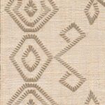 Beige behang met een reliëf van geometrische diamanten uit de Arte Icarus Indomito collectie.