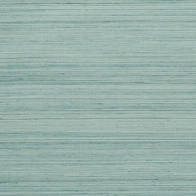 Lichtblauw Arte Line 80707B behang met fijne horizontale textuurstrepen.