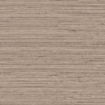 Beige-bruin behang met een horizontaal gestreept vezelachtig patroon uit de Arte Pampas Matiz collectie.
