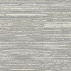 Grijsbeige behang met een fijn, horizontaal gestreept textuurpatroon uit de Arte Pampas Matiz collectie.