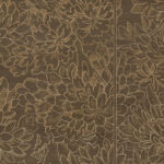 Decoratief Arte-behang Ajoura 48060 in de kleur Walnut met een bloemrijk Les Forêts-patroon in gegraveerde houtlook.