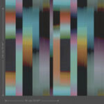 Abstract Arte-behangpatroon 'Atelier Time Lapse AT91' met verticale strepen in kleurrijke vervagingen.