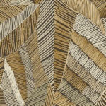 Decoratief Arte behang Chintz 73102 uit de Essentials Les Tricots collectie met abstract bladpatroon in goud-, bruin- en beigetinten.
