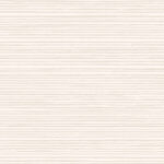 Lichtbeige Arte-behang uit de Essentials Les Naturels Le Sisal collectie met een fijne horizontale geweven structuur.