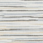 Abstract horizontaal gestreept patroon van Arte-behang Essentials Travellers Horizon 11061 in neutrale tinten.