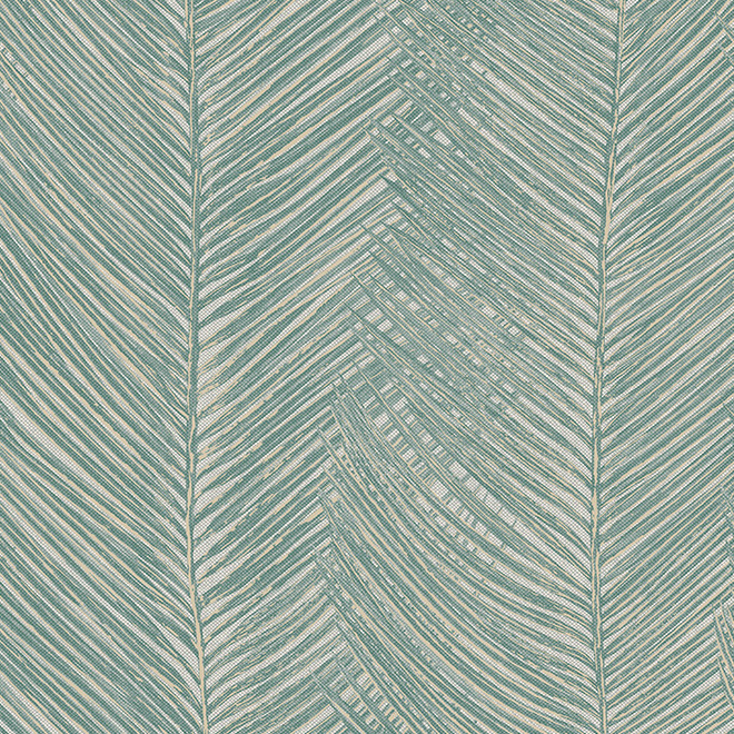 Groenblauw Arte-behang uit de Essentials Travellers collectie met een patroon van gestileerde palmbladeren, model Talamanca 11040.