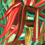 Kleurrijk Arte-behang uit de Expedition Java-collectie met abstracte bladeren in rood-, groen- en geeltinten.