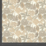 Decoratief Arte-behang Gitane 49560 met een patroon van gestileerde bloemen en bladeren in zachte beige-, goud- en grijstinten.