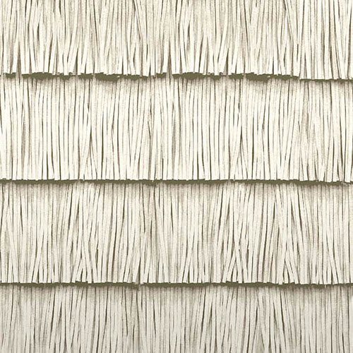 Behang met een gestructureerd patroon van horizontale stroken die doen denken aan opgestapelde, verticale raffialinten in een neutrale tint.