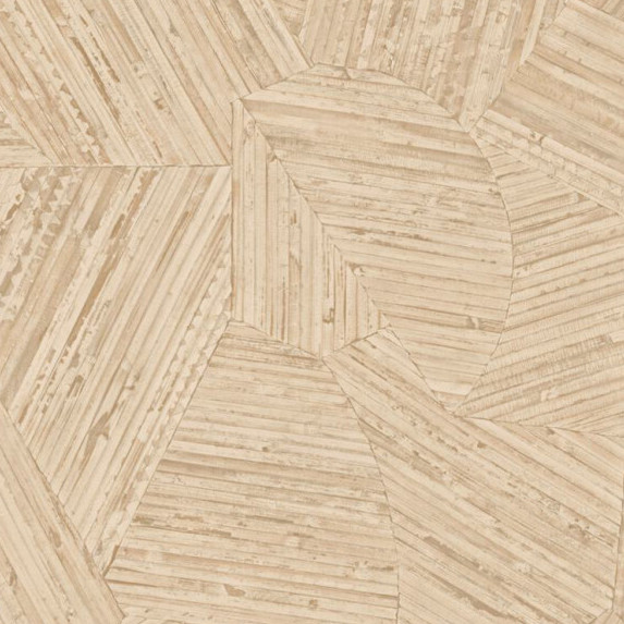 Beige Arte behang uit de Lanai Mauna 81515 collectie met een geometrisch patroon van houtstructuur in verschillende richtingen.