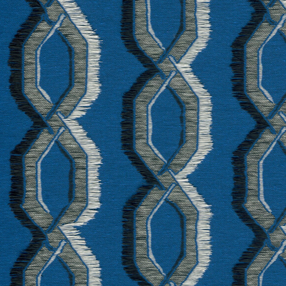 Blauw Arte-behang Le Couturier Franges 58522 met een grafisch patroon van verweven achthoekige vormen in grijstinten.