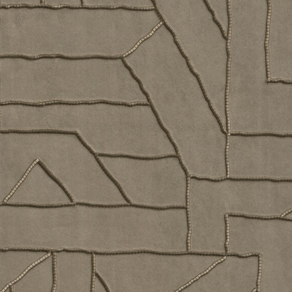 Beige Arte-behang uit de Le Couturier La Dérive collectie met abstract patroon van verhoogde lijnen.