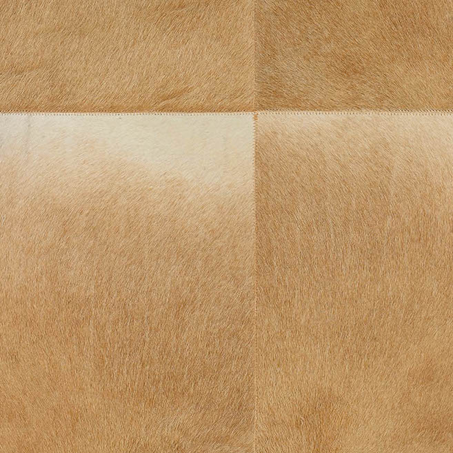 Close-up van het Arte behang Les Cuirs Rectangle 33511 met een patroon van lichte bruine lederen vlakken met zichtbare textuur.