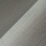 Grijze rol Arte-behang Textura Marsh 31501 met fijne, geweven textuur.