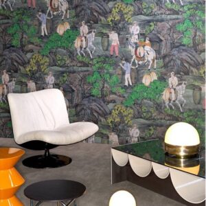 Sfeervol interieur met Arte-behang Toile de Tibet in groen met panoramisch oosters landschap en ruiters.