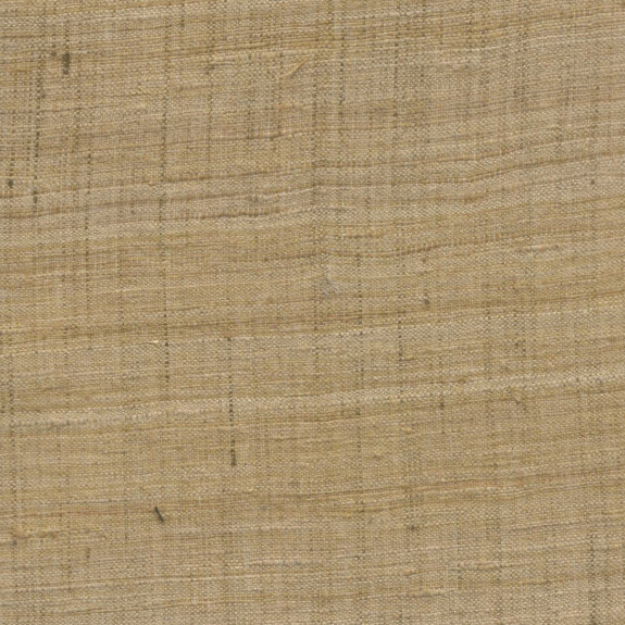 Behang met een grove, natuurlijke textuur in beige Ghicha-zijde uit de Arte Wild Silk-collectie.