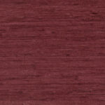 Roodpaars Arte-behang uit de Wild Silk-collectie met een pure zijde-look en fijne textuur.