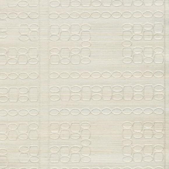 Beige wandbekleding met een geweven, geometrisch patroon uit de Arte Marquesa Taio-collectie.
