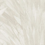 Lichtbeige Arte behang Abanico 34002 met abstract patroon van overlappende bladachtige vormen.