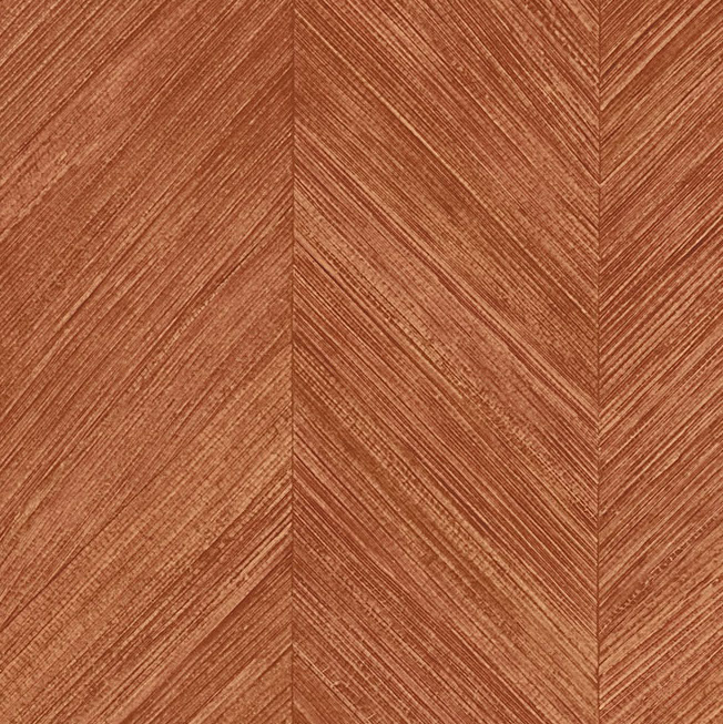 Close-up van het Arte behang Corteza 34204 met een warmbruine visgraatstructuur en textiele uitstraling.