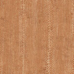 Bruin Arte Escama 66032 behang met een textuur die lijkt op slangenleer met een geometrisch patroon.