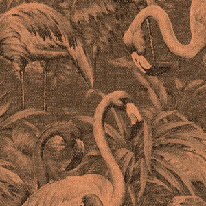 Illustratie van Andino-flamingo’s tussen weelderige tropische bladeren op gestructureerd behang.