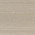 Beige behang met subtiele horizontale textuur uit de Arte Kami Dupion collectie.