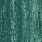 Groen Arte Lustro 66051 behang met een gemarmerde, glanzende textuur en verticale strepen.