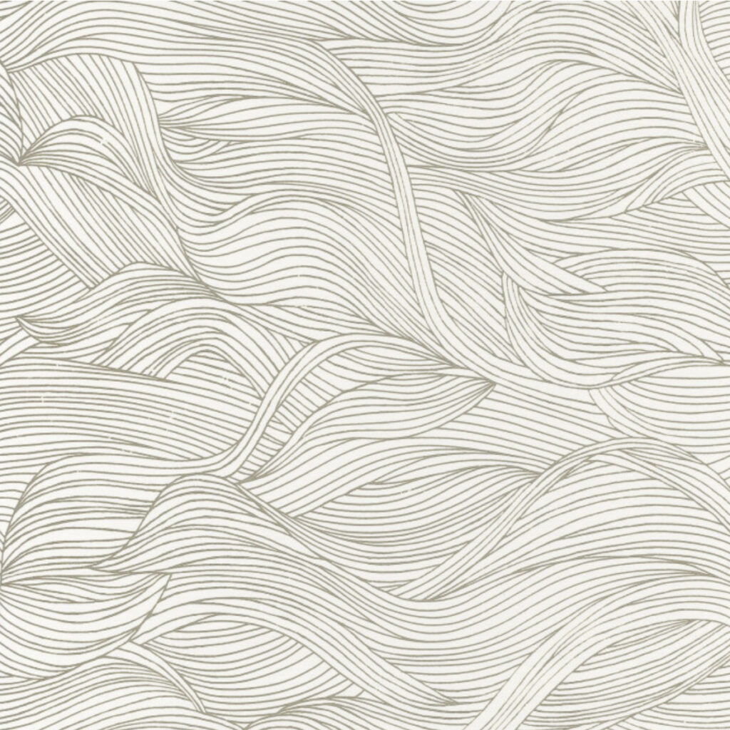 Beige CASAMANCE Alula 74360110 behang met golvend lijnpatroon in organische vormen.