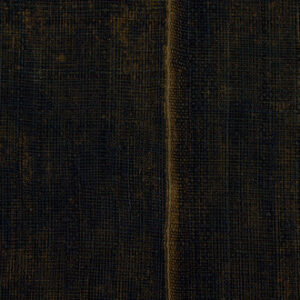 Donkerblauw Elitis Corinthe VP 920 06 behang met textuur en subtiele verticale middenlijn.