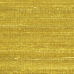 Goudgeel Elitis Kosa Silk behang met een zijdeachtige textuur en subtiele horizontale lijnen.