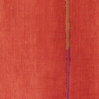 Rood Elitis Volos VP 921 06 behang met textiele structuur en een subtiele verticale gekleurde streep.