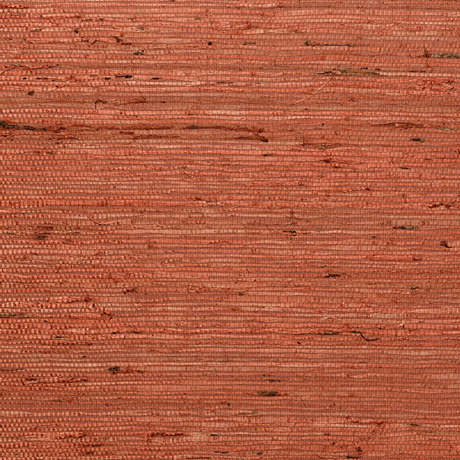 Roodbruin behang met een grove, natuurlijke textielstructuur uit de Buningh Arte Kudzy collectie.