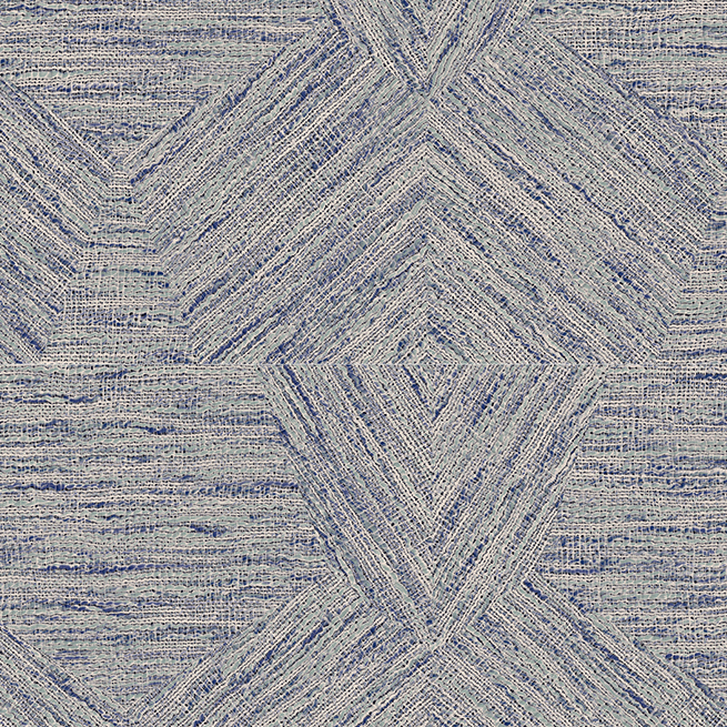 Behang uit de Antigua-collectie met een geometrisch pentagonenpatroon in blauwe en grijze geweven textuur.