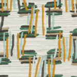 Abstract patroon op Buningh-Arte Tatami 54520 behang met gestapelde horizontale en verticale lijnen in groen, oker, wit, grijs en zwart op een licht geribbelde achtergrond.