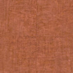 Roodbruin behang met een textielstructuur en zichtbare stiknaden uit de Amaranth Antigua collectie van Buningh Arte.