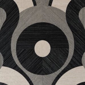 Detail van het Arte Moooi Queen Cobra behang met een geometrisch patroon in zwart en beige.
