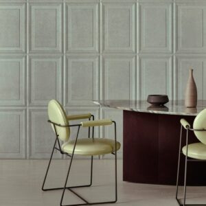 Moderne eetkamer met Cassetta1-HFSO-2 wandpanelen, een ovale marmeren tafel en designstoelen.