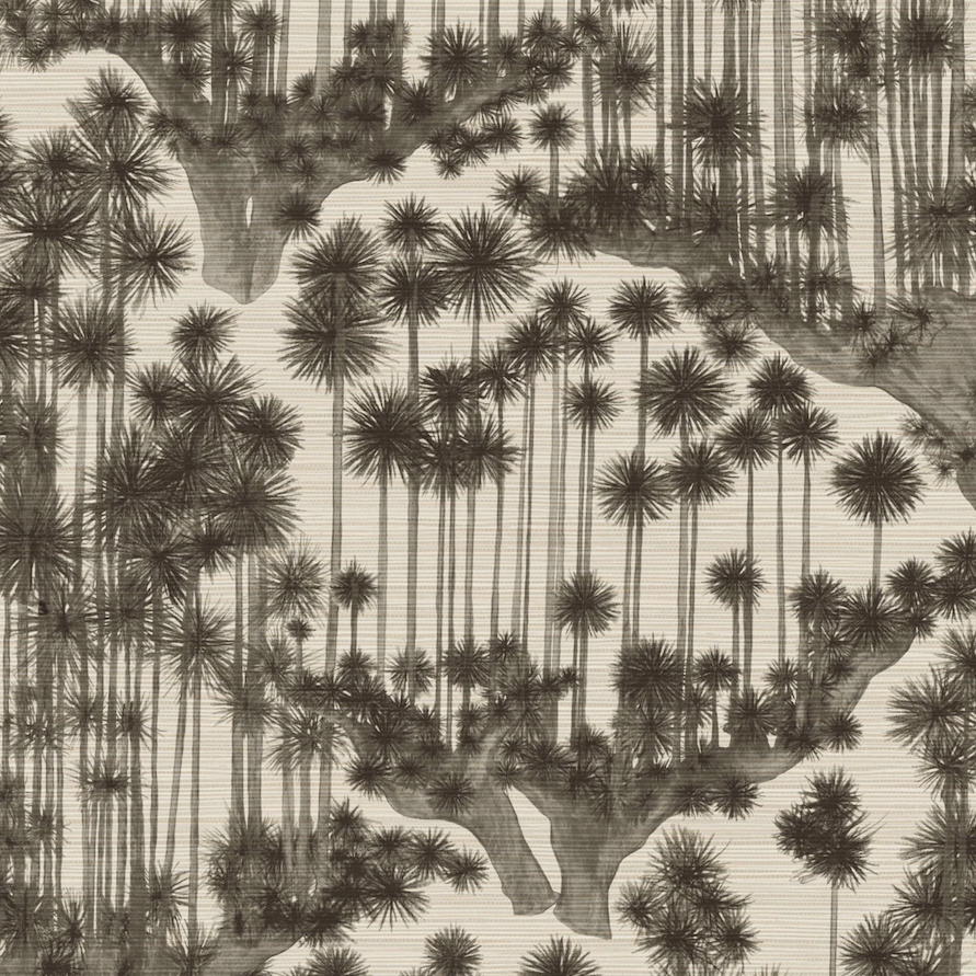 Behangpatroon van Cole & Son met gestileerde Japanse bomen op een grasscloth-achtige achtergrond.