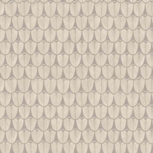 Beige Cole & Son Ardmore Narina 109/10049 behang met een herhalend patroon van gestileerde schubvormige bladeren.